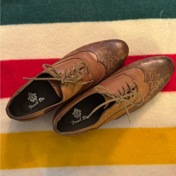 Brown Tooled Leather Shoes Womens 8-8.5 - Picture 4 of 5